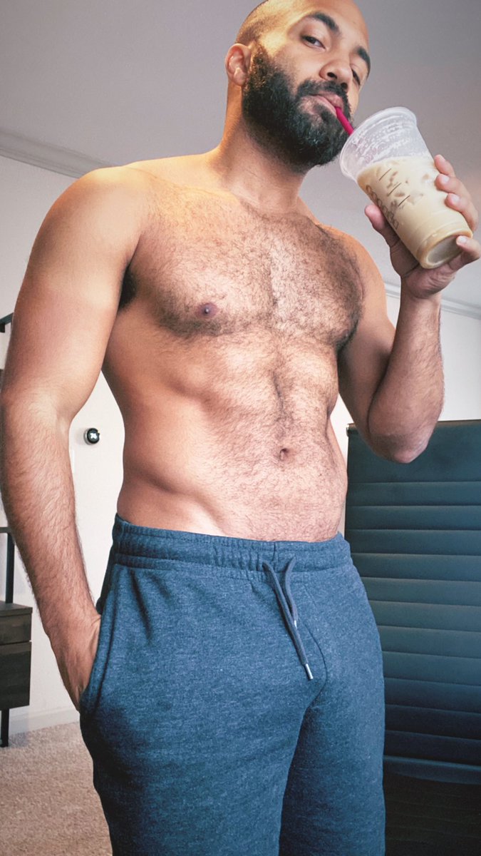 thederflife's tweet photo. Fuck men, Drink Coffee https://t.co/T3E0CsfAP9