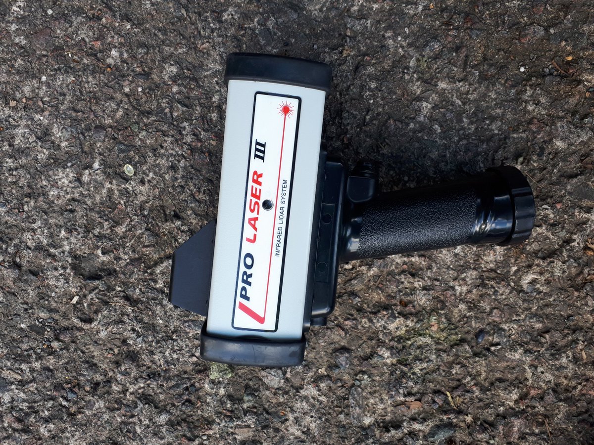 MalvernCops's tweet photo. Priory & Malvern Wells SNT monitoring speed Wells Road #ProLaser @malvern_wells #ParishCouncil #PoliceCharter #PolicePromise @WestMerciaPCC @WMerciaPolice #NeighbourhoodMatters PCSO 6209 https://t.co/mWwua6Ce3V