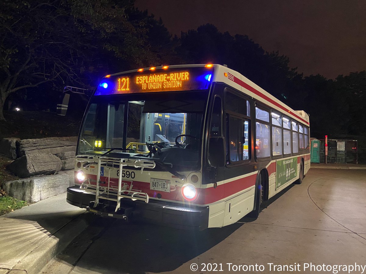 Toronto Transit Photography tweet media