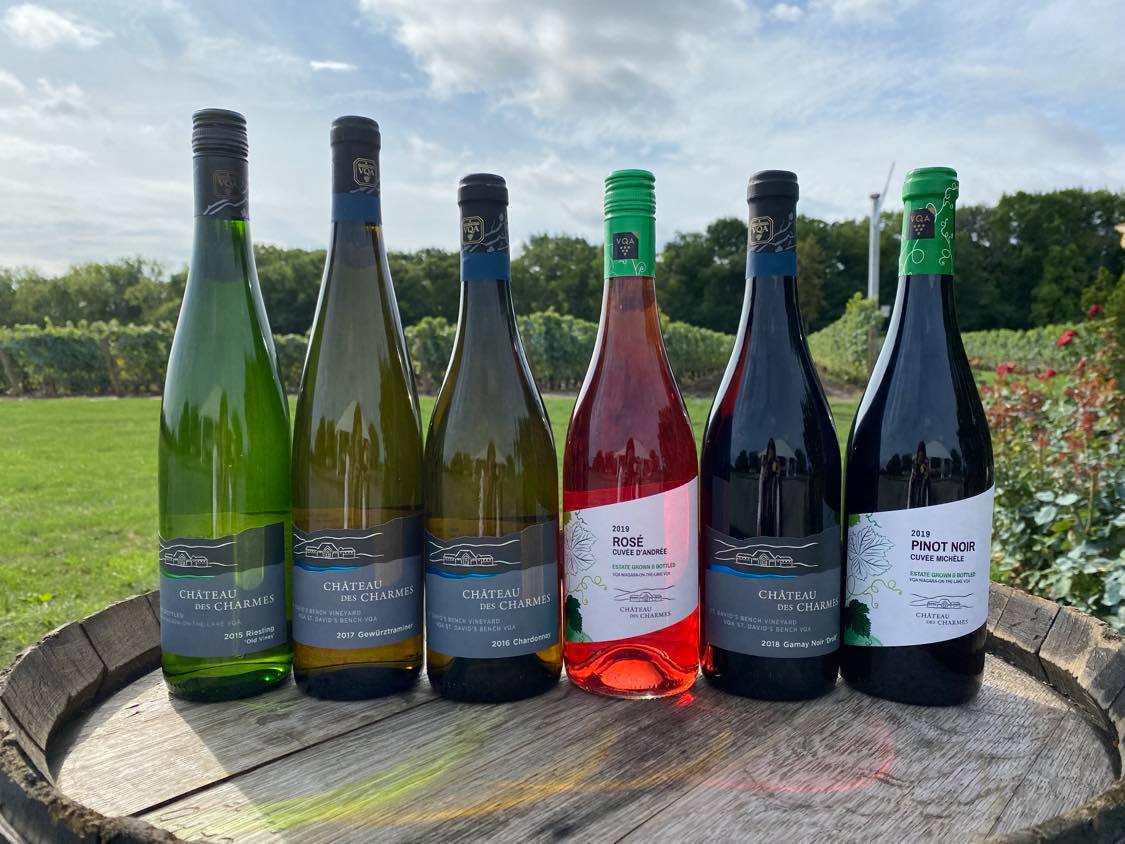 WineriesofNOTL's tweet photo. #FlavoursOfFall package from #ChateauDesCharmes:
Harvest Selection: These 6 wines are perfect to reflect and indulge the beautiful fall season. Enjoy a glass or two along with their complimenting, fall-inspired recipes. https://t.co/Ax8Zb4oJpV #NOTLwine #NiagaraWine https://t.co/luDMZo79n1