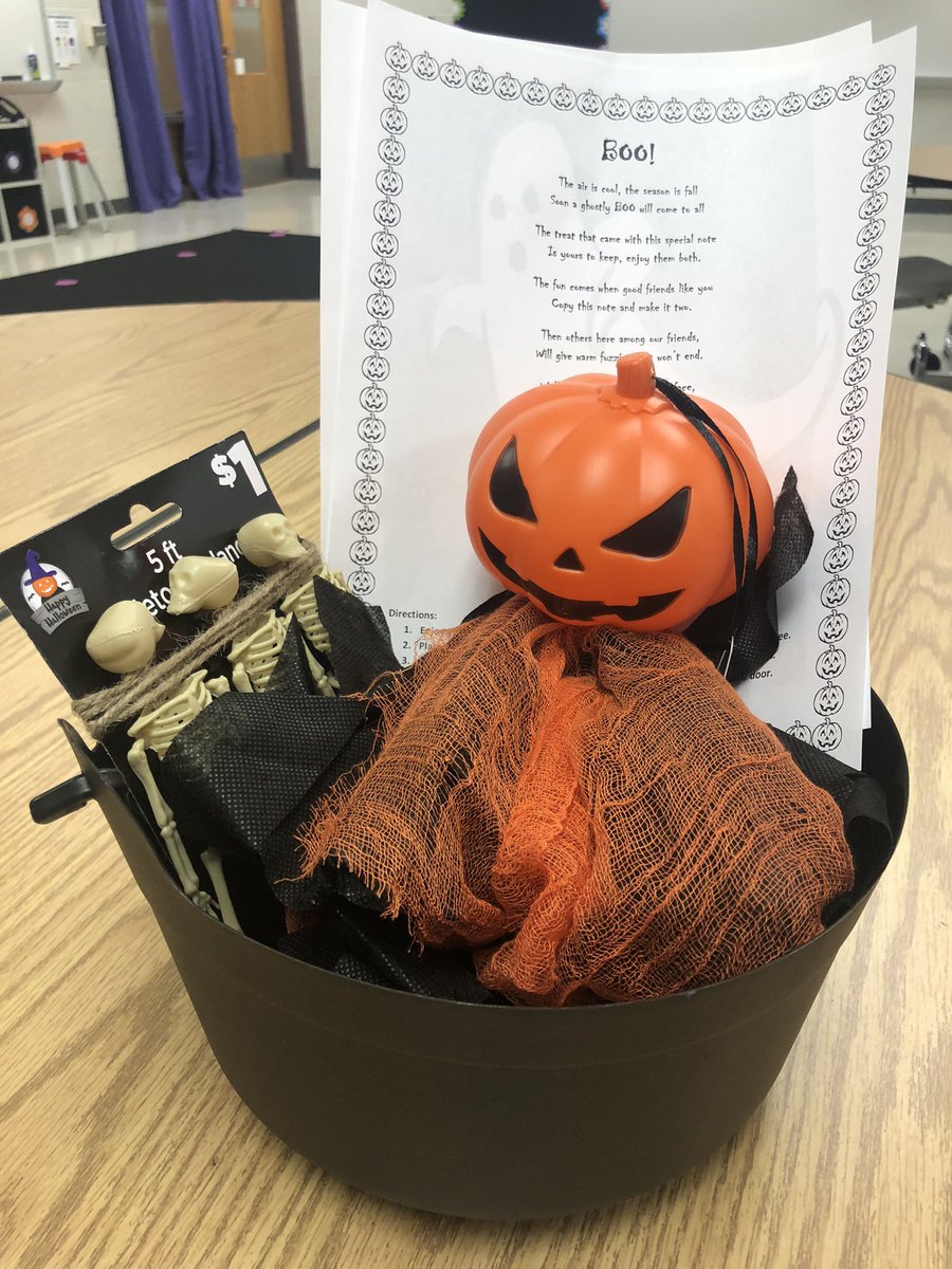 Sarah Rotella tweet media