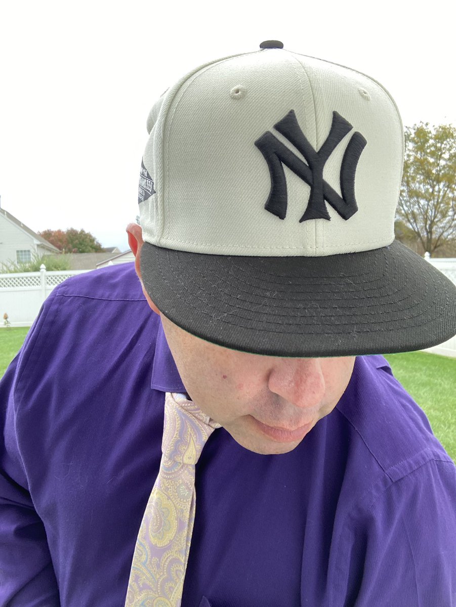 Muzixndmd's tweet photo. #NYYCapOfTheDay
#59Fifty #Yankeescap #Unitedbycaps
Inaugural Wear https://t.co/y2tyGlAasp