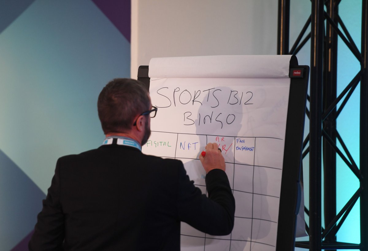 Suppose it's only fitting to have a bit of #sportsbiz bingo during an industry reunion. 👏

Lots of fun had in the Leaders & @Grabyo Studio with @RichardGillis1, @richardayers, @gilesmorgan71, @garylinke and many more.

#LeadersWeek