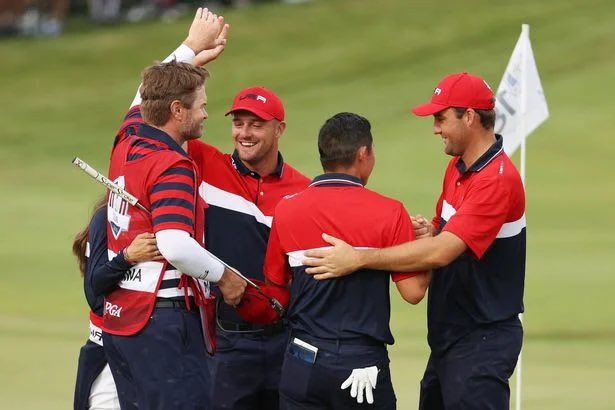 Had a great chat w/@collin_morikawa’s caddie JJ Jakovac on @RyderCupUSA’s win & celebration...including a “mosh pit” he & another caddie started.

Apple: https://t.co/uSEa9eKBa7
Spotify: https://t.co/CORuhC7rtr

Photo: Getty Images
#rydercup #rydercupUSA https://t.co/TZH9BxgS9l