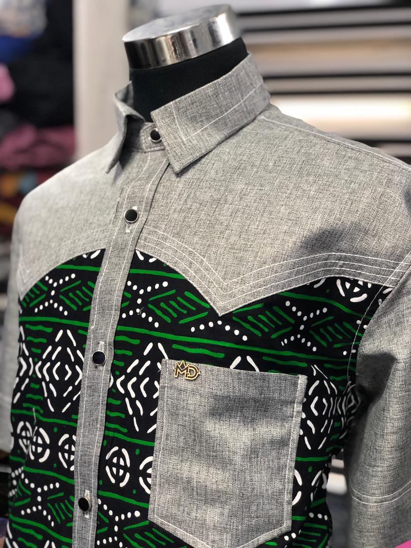 MrDamtal's tweet photo. The joy of dressing is an art. #Copied
Ghc 150 cool deal.
Kindly bless my hand work with a Retweet ☺️
#TailoredforKings👑
#KingsBrand😎 https://t.co/mWZAmD0H9B