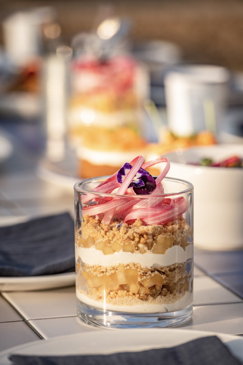 ConakrySheraton's tweet photo. Cocktail | Buffet | Réception

Profitez de notre qualité de service et de notre expertise culinaire pour vos événements officiels ou privés.

T 624931212 | Sales.conakry@sheraton.com

#SheratonGrandConakry #Marriott https://t.co/oNkGc7lpbV