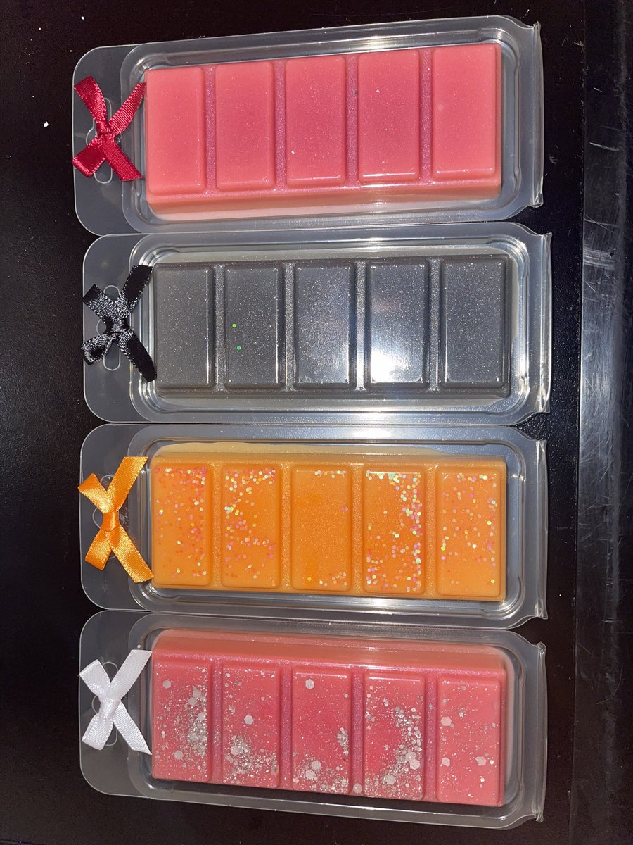 ScentuousScents's tweet photo. Love wax melts? Love my page! So many amazing deals, games and giveaways!!! Comw join in!🥰 https://t.co/F1UO8QebIs #waxmelts #scents #etsy #perfume #smallbusiness https://t.co/1zW7jUeauQ
