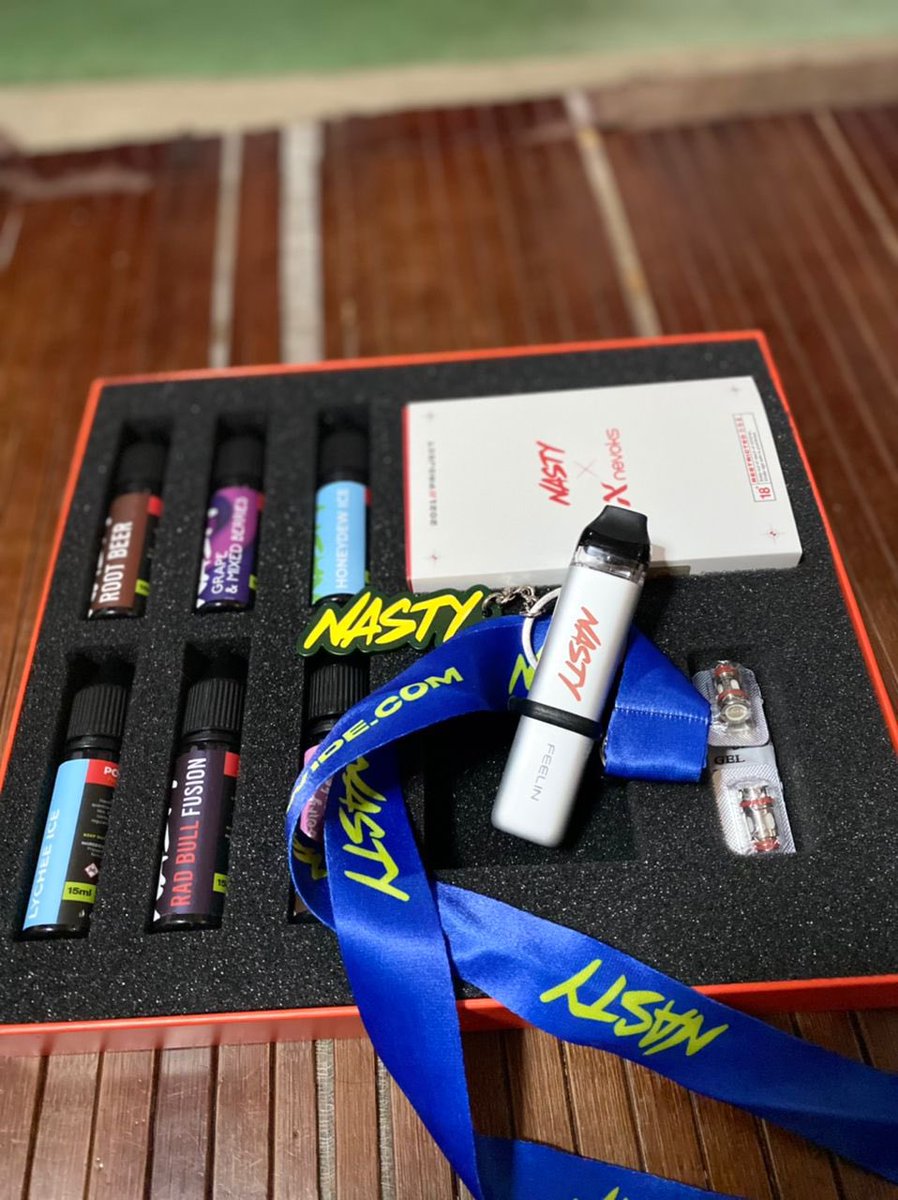 OwToTheZie's tweet photo. Gais⦠Taknak pod free ke? I mean semua dalam box ni? Taknak ke?
Nah daftar je kat sini https://t.co/cLQdVRvLGP
#PodMateMY
#NASTYMY https://t.co/Z6q6uvK531