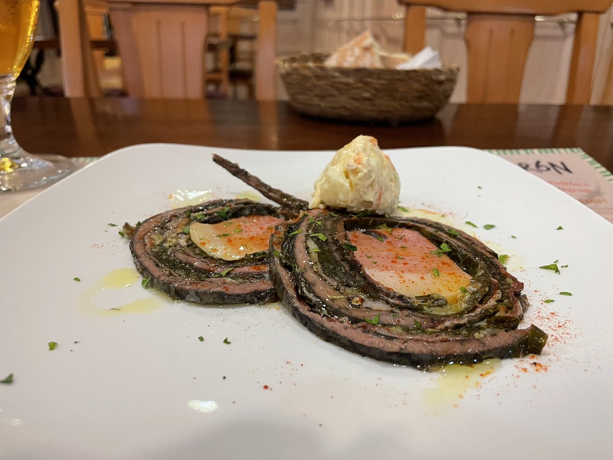 Bam Boo Tv そしてヤツメウナギの紫蘇で包まれたやつ 美味いっ 目にも良いらしいヤツメウナギ ご馳走でした カフェ レストラン 美味しい ランチ 昼ごはん 食べ物 飯テロ 食べ歩き ポルトガル スペイン料理 ヨーロッパ うなぎ T Co