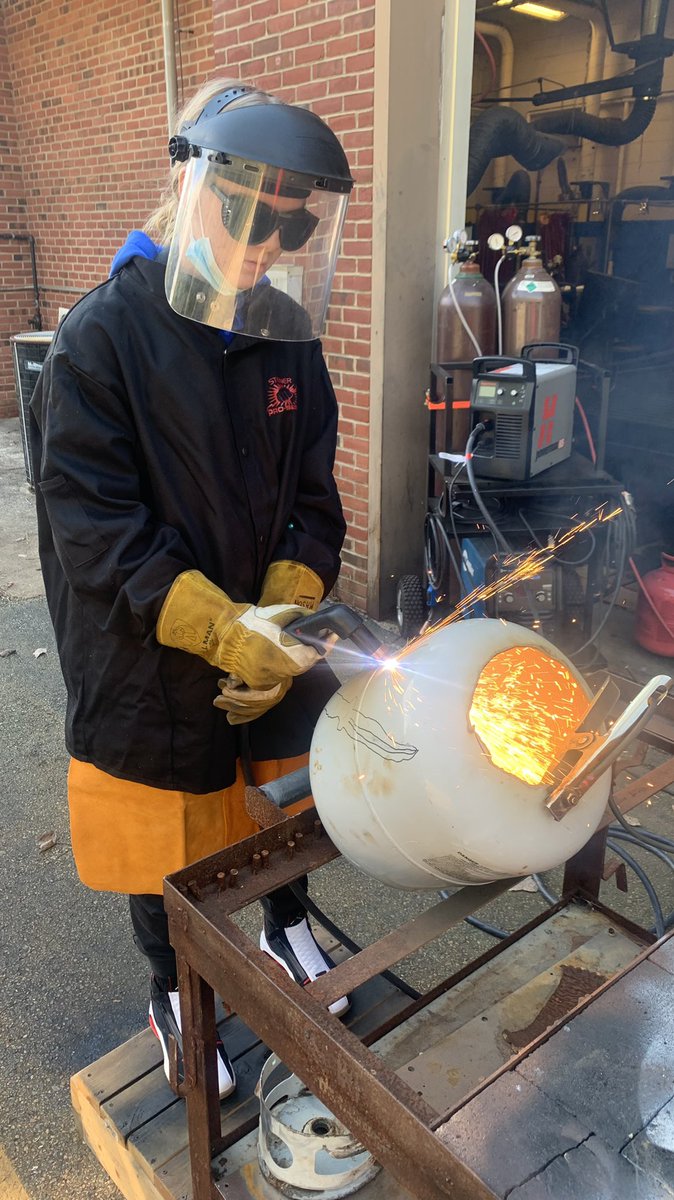 DaveMasonBA's tweet photo. Joely &amp; Ashley cutting out their “Scream” themed Jack-O-Lantern with the #hyptertherm plasma cutter. @BaconAcademyCTE @BATechLane @BA_Peel https://t.co/Lvw2tpFUQo