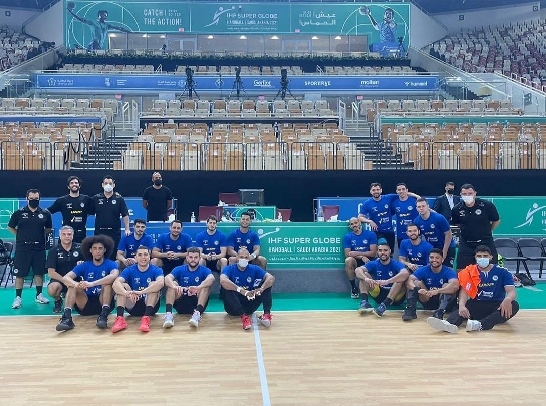 IHF Super Globe 
Quartas de Final
06/10/2021

Al Noor 🇸🇦 33 X 34 🇧🇷 EC Pinheiros (16x19)

Pinheiros classificado para a semifinal
E teve sufoco no fim