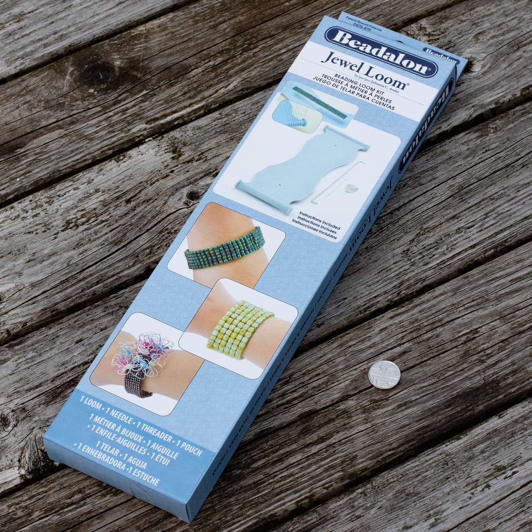 BeadsJar's tweet photo. Product of the Week!! The Beadalon Jewel loom bead weaving kit is extremely portable, lightweight and easy to carry with its oven clear zip locked pouch. This kit includes a beading needle and threader to get you started on your woven seed bead necklace and bracelet designs. https://t.co/BNMS8OYenn