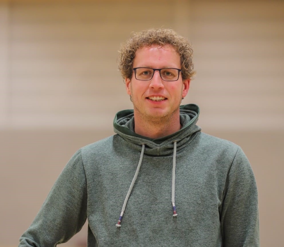 📌1989-2021: ontwikkeling van de Flevolandse sport📌 
Athletic Skills Model - Martijn Postuma:  “We weten dat veelzijdig bewegen (en daarmee het ontwikkelen van een brede basis) op jonge leeftijd bijdraagt aan een vitaal en gezond leven." Meer lezen? 👉 sportflevo.nl/martijnpostuma
