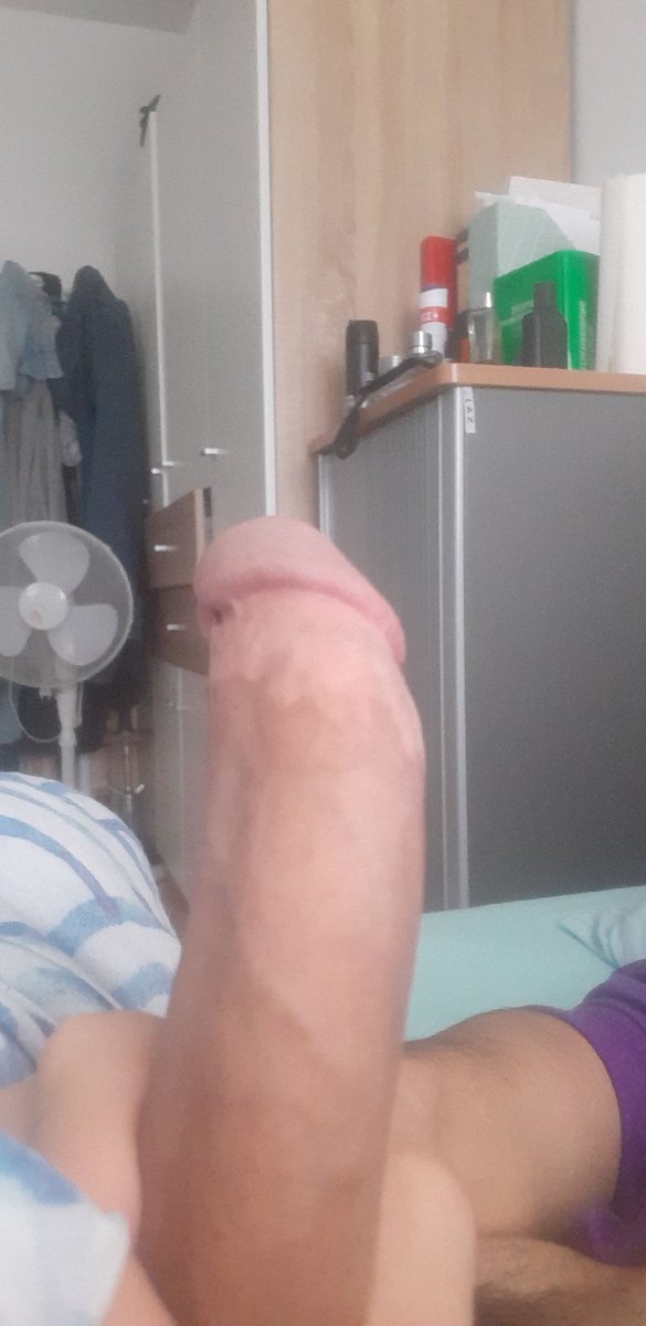 bigdick18cm69's tweet photo. R8 this bad boy https://t.co/jWV4VDAxDA