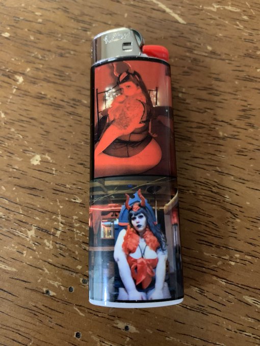 Do you want an exclusive Goddess Rosa lighter? $15 shipped gets you one plus a handwritten notes from<a href="/tag/mvsales"class="tags"><span>#mvsales</span></a>