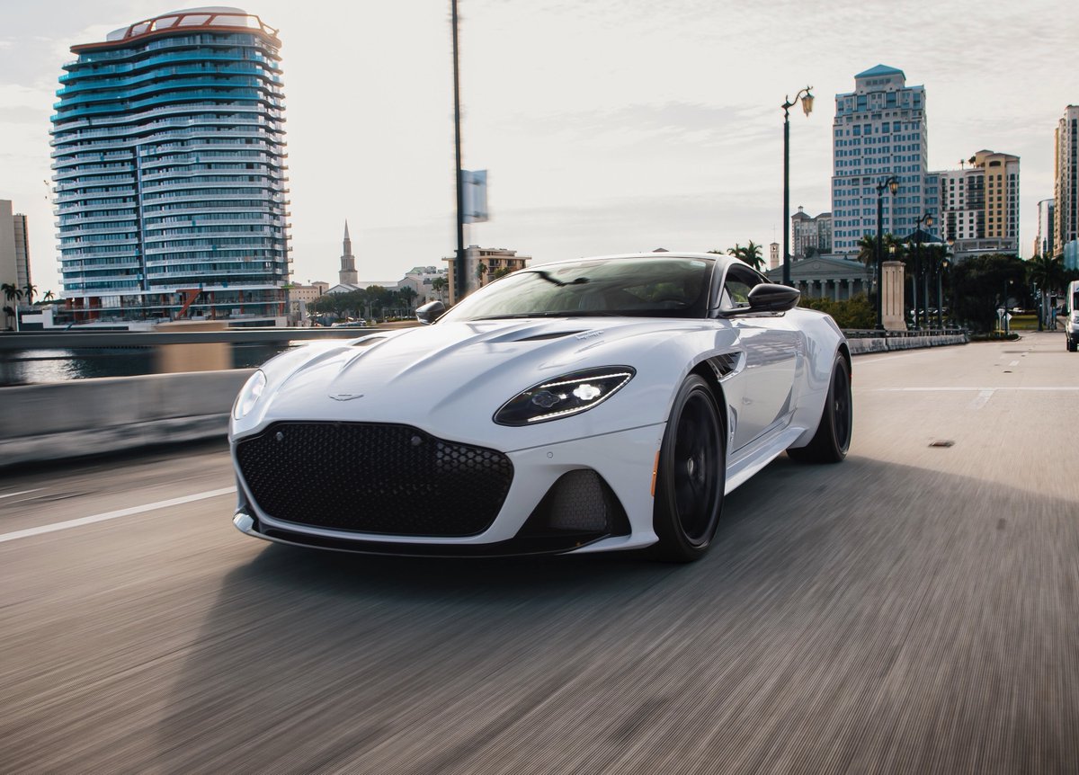 AstonMartinPB's tweet photo. Blink and you might miss the beauty 😍 #AstonMartin https://t.co/75iBMiHSKF