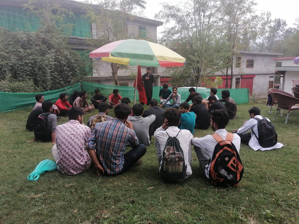 MaryamH533's tweet photo. Students reject NLE.
#NoToNLE
#notomdcat #Socialist_JammuKashmir_Convention https://t.co/kpULgoPqcu