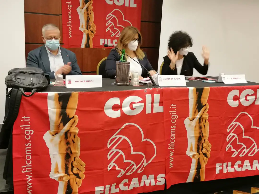 Cgil_Napoli's tweet photo. 🟥 Prosegue il cammino verso la conferenza di organizzazione regionale e nazionale della @cgilnazionale: in corso le assemblee organizzative della #FilcamsCgilNapoli, della #SlcCgilNapoli e della #FLCCGILNapoli. 

#ScelgoCgil https://t.co/Y4MKOPyYM6