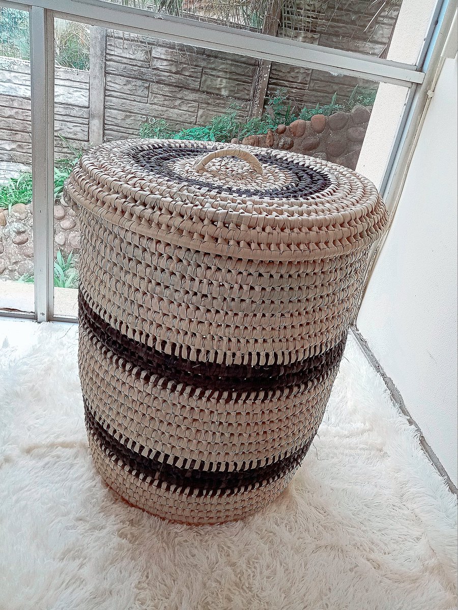Ivenkile's tweet image. Amazing handwoven baskets available for purchase. I'm based in Durban and courier is available nationwide. Frame1+2:R220 each.. Frame3:R450.. Frame4:R160. Please contact me on 0815620638 to place your order