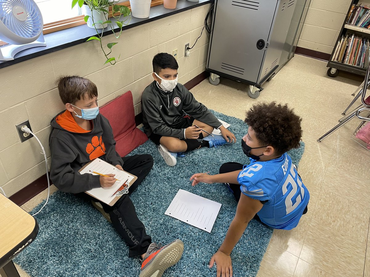 Blackle4's tweet photo. Week of Respect!
**Interview a classmate**
We all loved this! @MAMSHighlights https://t.co/Y6zeh5DrUn