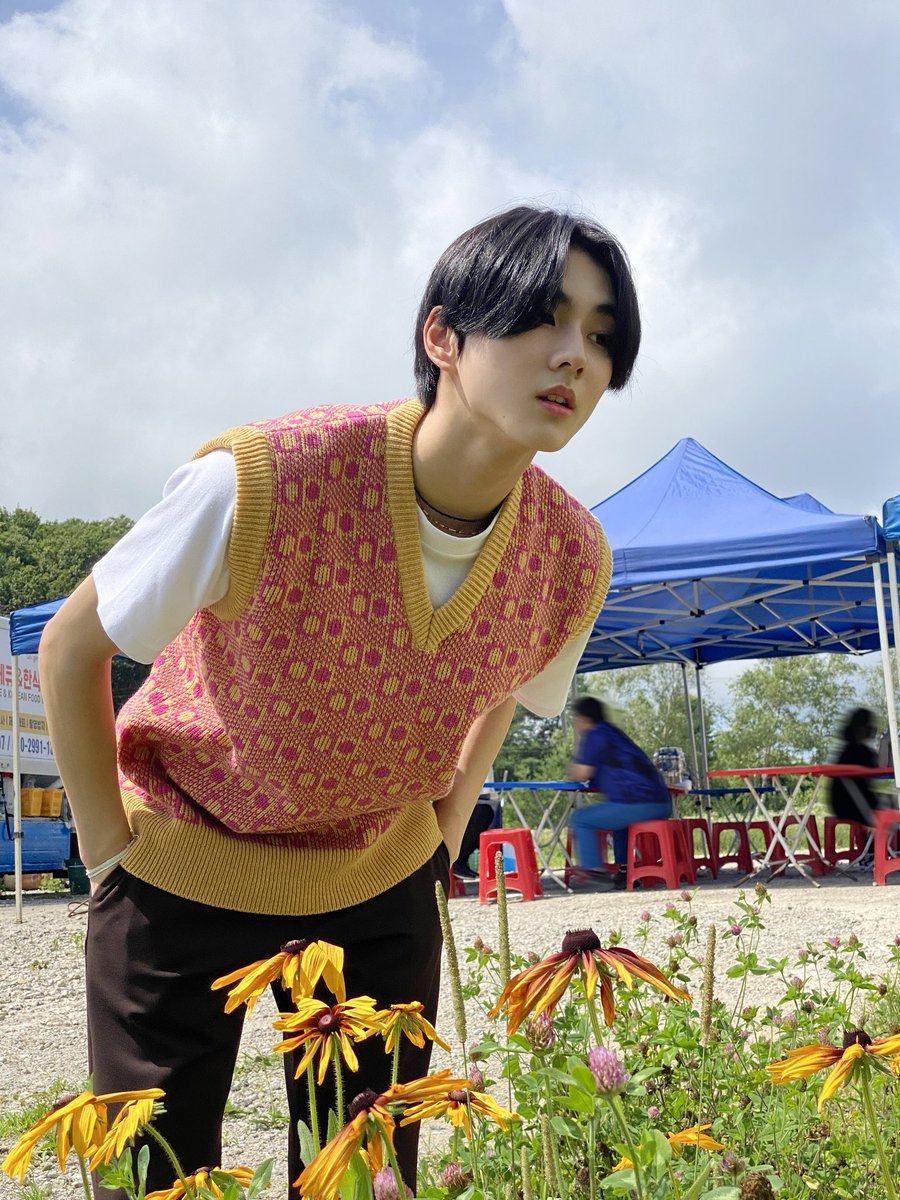 hoonnoena's tweet photo. si jungwon abis ikut kelas tahibu
@kangyangke @luvtomatoo https://t.co/UEKUL3U5F5