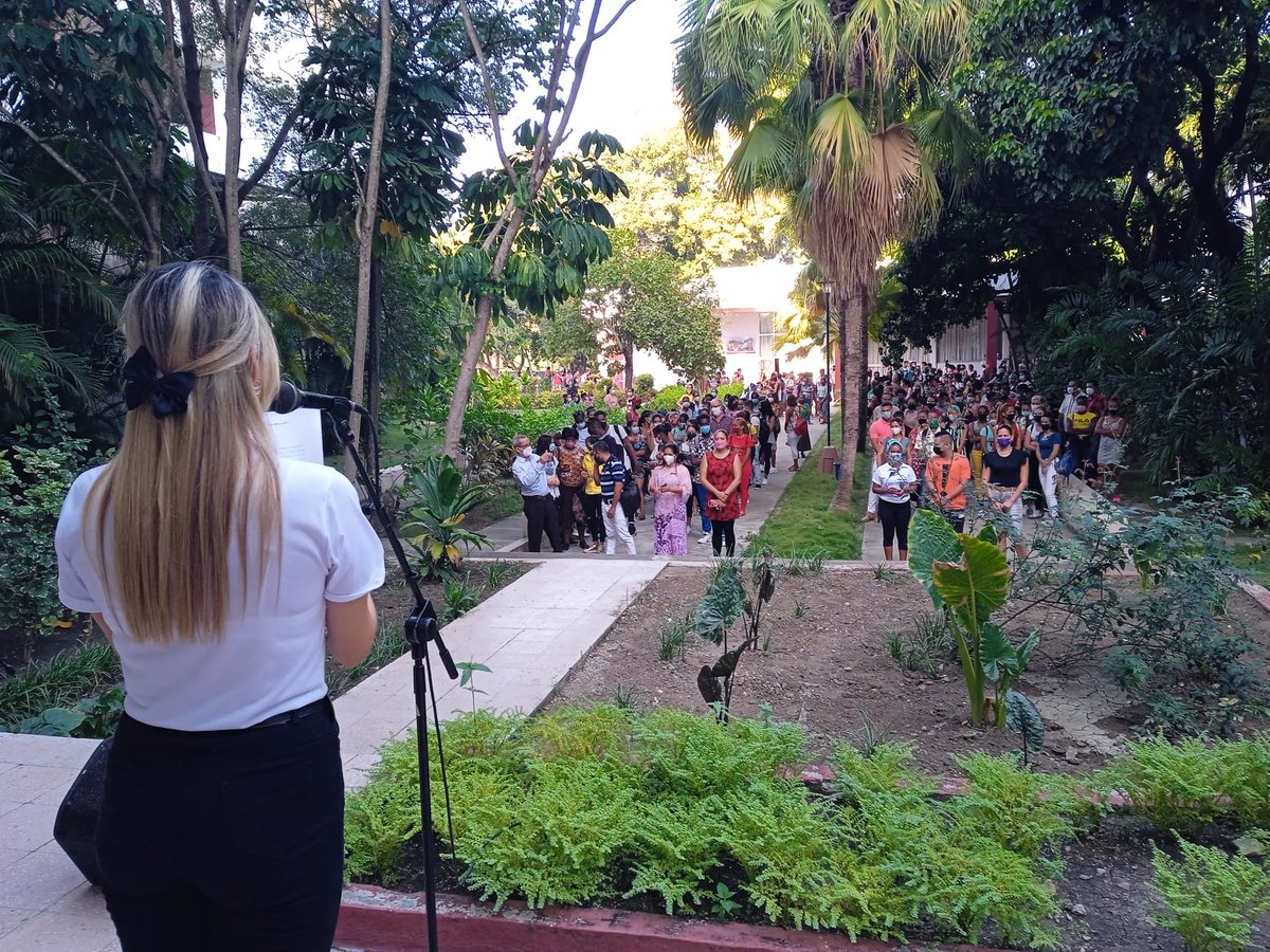 UG_Cuba's tweet photo. 👉Más sobre el ingreso a la #FEU de los estudiantes de 1er año del curso regular diurno de las facultades Ciencias Económicas y Empresariales, Agroforestal y Educación Infantil. MUCHAS FELICIDADES🥳🥳🥳 #FEUdelaUG #UG_Sin_Detenerse https://t.co/vKEpNQ88tt