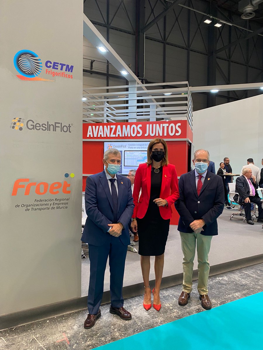 froetmurcia's tweet photo. Seguimos recibiendo personalidades en nuestro Stand conjunto. En esta ocasión hemos compartido unos minutos con la alcaldesa de Archena, María Patricia Fernández.
¡¡Gracias por la visita!!
#freshfoodlogistics
#avanzamosjuntos https://t.co/OyJKuZj5Re