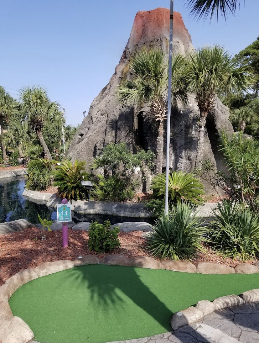 AccessMiniGolf's tweet photo. All the best to everyone competing in the USPMGA 2021 Masters of Mini-golf Tournament at the Hawaiian Rumble course in North Myrtle Beach, SC. #MiniGolfMasters #MiniGolf @PuttingPenguin @tomrloftus @ostreetminigolf @accountingninja https://t.co/MPCidlctJu @HawaiianRumble https://t.co/BbI6jxWzWE