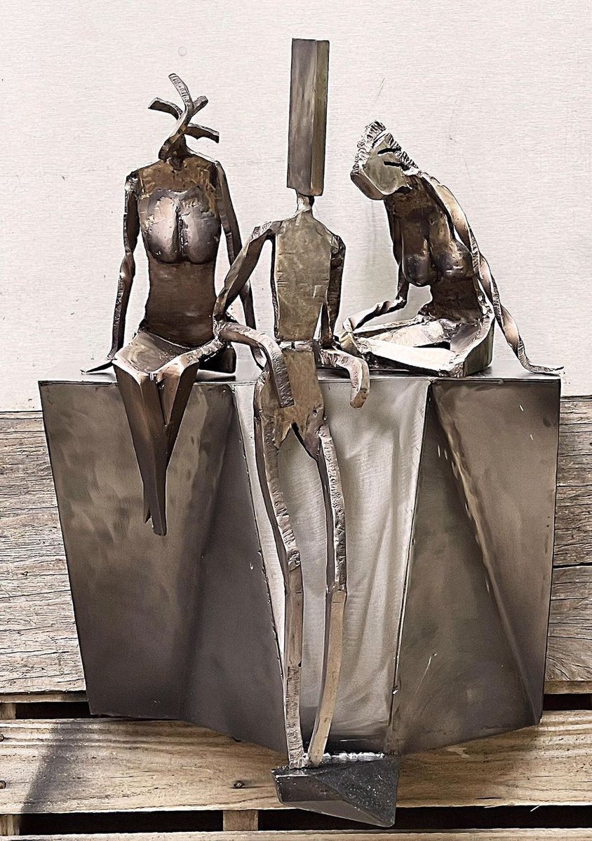 ReleGallery's tweet photo. Olu Amoda, 'Hang out I', 2020, welded stainless steel, 25 x 18 x 9.5 in
Olu Amoda's solo exhibition 'Free Forms' remains on view at our Los Angeles space till October 23, 2021. If you're in the area, kindly pay us a visit soon.
#OluAmoda #FreeForms #ReleLosAngeles #ReleGallery https://t.co/BnMmMJFP6Y