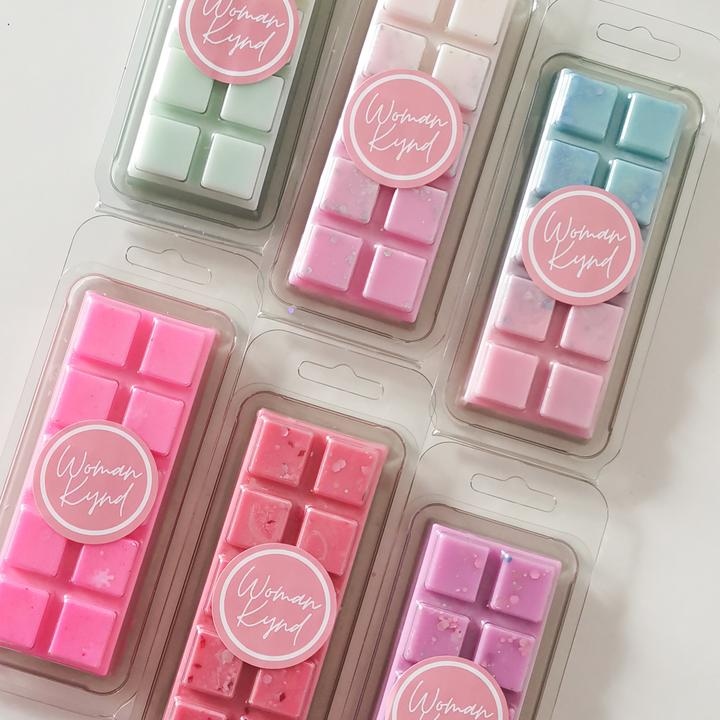 KyndWoman's tweet photo. Here we have the L*sh collection, six great scents at the bargain price at a significant discount to fill your home with luxury fragrances for hours 🛀

#waxmeltsuk  #birthdaygiftideas #specialgifts# waxvendor #whatimmelting #waxmeltscentral
 #waxmelts2021 #waxmeltsaddiction https://t.co/sidffnCYRq