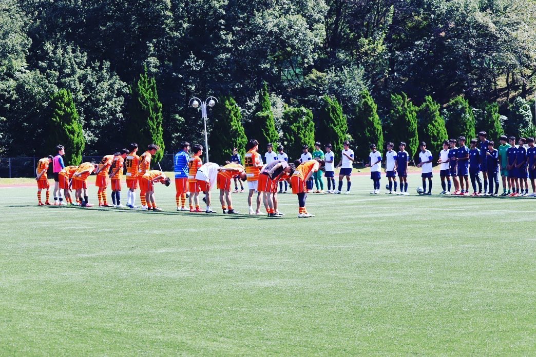 FCFRESCO1's tweet photo. TRM！！

最高なピッチで最高な相手と定期トレーニングマッチ⚽️

いつもお相手して下さりありがとうございます。

チームメンバーが笑顔でfootballができるのも相手がいるからです。
心より感謝致します。

#アウェイ 
#ユニフォーム 
#オレンジ 
#フレスコグループ 
#最高な環境 
#最高な相手 
#感謝 https://t.co/XEmAWexBh8