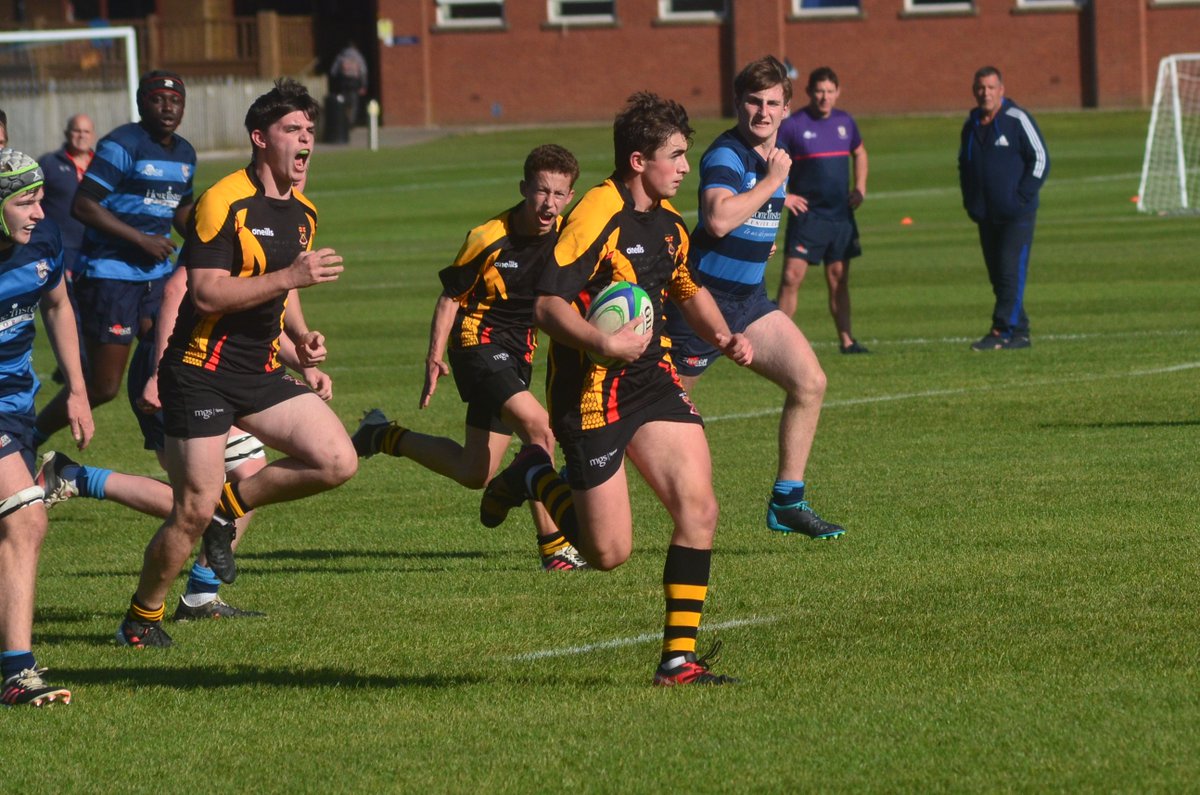 Manchester Grammar School tweet media