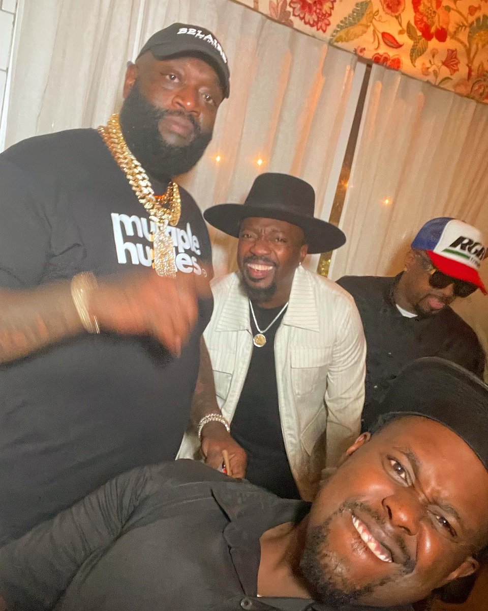 freddyo's tweet photo. 4 kings #freddyo @jermainedupri @RickRoss #AnthonyHamilton https://t.co/EFFDgZMaNV