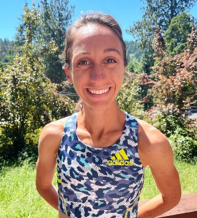 I had a chance to write about <a href="/srpagano/">Sarah Pagano</a> and her preparations for her marathon debut at #ChicagoMarathon on Sunday. She's enjoying her taper at sea level.

"Honestly, I've been enjoying the less mileage," she said. 

Read my story here via <a href="/runnerspace/">RunnerSpace</a>. buff.ly/3ldPwOr