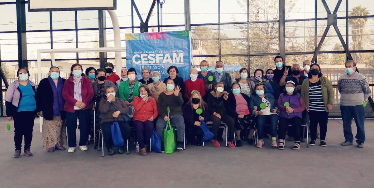 SaludPintana's tweet photo. Compartimos fotos de la actividad de PROMOCIÓN DE LA SALUD PARA PERSONAS MAYORES del #ProgramaMAS, realizada para desarrollar la estimulación física, cognitiva y autocuidado de más de 30 personas mayores que participaron activamente en beneficio de su salud. https://t.co/Jl8D0TxIAd