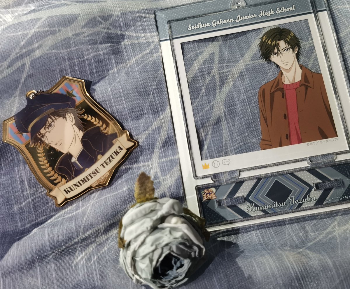 手塚さん、お誕生日おめでとうございます。
これからも油断せずに行こう。

#テニスの王子様 
#手塚国光誕生祭2021