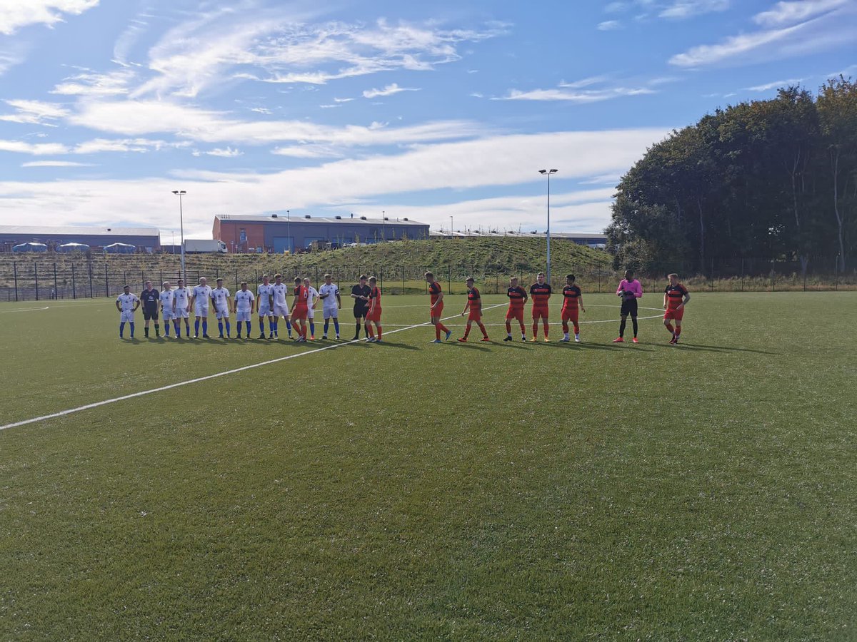 FULL TIME 

22 Engr Regt 5️⃣ 
1 Coldstream Guards 0️⃣

The Sappers progress into the next round of the <a href="/Armyfa1888/">Army FA</a> Major Units Challenge Cup with another pleasing performance.

Goalscorers;

Cockburn ⚽️
Wallis ⚽️
Kay ⚽️⚽️
Griffiths ⚽️

<a href="/22EngrRegt/">Commanding_Officer</a> <a href="/sapperfootball/">Sapper Football</a>