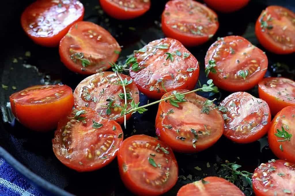 ForeFood1's tweet photo. 🥙🥕🥑Where To Get Plant Based Iron For Vegans🥙🥕🥑

☑️ Vegetables and Fruits
☑️ Leafy Greens
☑️ Tomatoes
☑️ Palm Hearts
☑️ Potatoes
☑️ Mushrooms
☑️ Nuts and Lentils
#forefood #foodmagazines #veganfood 
#vegans #veganrecipes #veganfoodshare 
https://t.co/m8vLY0EhdH https://t.co/5c5YQa2uBJ