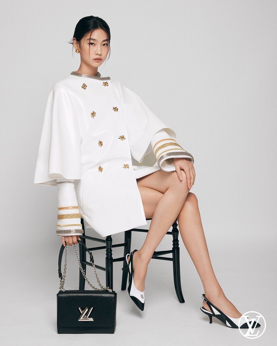 modernhype_'s tweet photo. HYPE NEWS | Louis Vuitton welcomes HoYeon Jung. The Netflix #SquidGame is Louis Vuitton’s newest global ambassador. https://t.co/ObzFCLABnH