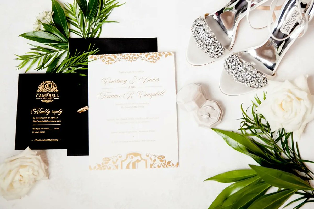 TreClubDesigns's tweet image. Designing our own invitation suite was one hell of an experience, I LOVED how everything turned out! 

#treclubdesigns #creativedesign #creativecloud #illustrator #photoshop #adobe #wedding #weddingseason #weddinginspiration #weddingideas #weddinginvites #weddinginvitationsuite