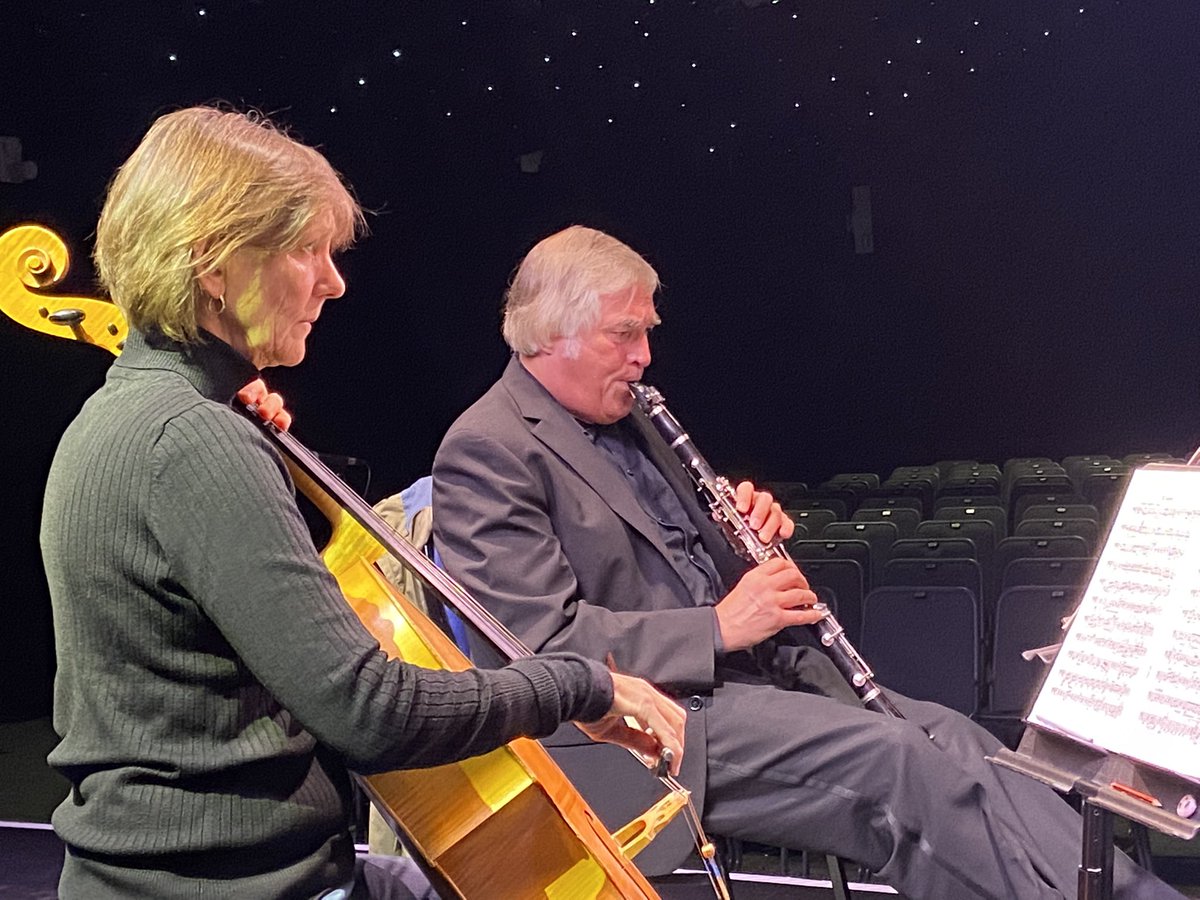 🎵 Rehearsals sounding great over here at @PlaceDerby ahead of our Clarinet Quintet concert at 7:30pm this evening! Get your tickets here, see you soon! 🎵 derbylive.co.uk/whats-on/sinfo…