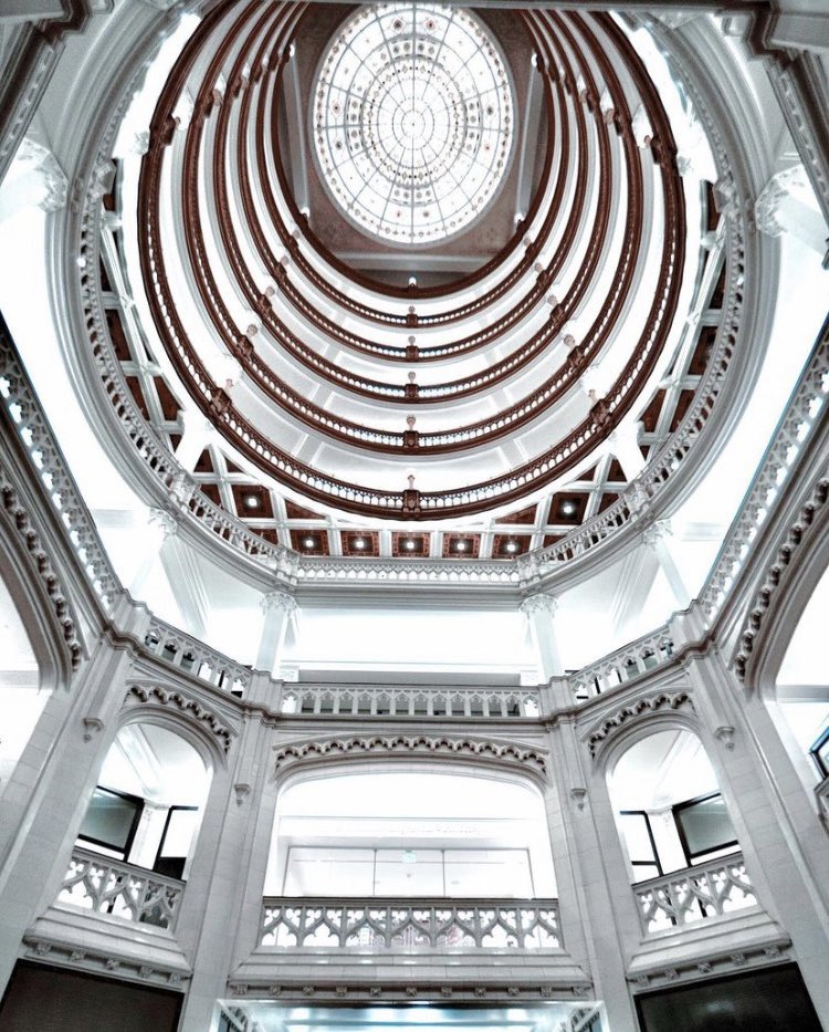 Pghbeautmeltpot's tweet photo. The beautiful Union Trust Building! π€ππ
#pittsburgh #lovepgh #412pics #bestinpgh #onlyinpgh #412project #citylife #steelcity #beautyeverywhere
Photographer: Jonathan via @jonathan_explorer on Instagram https://t.co/g9srAPc214