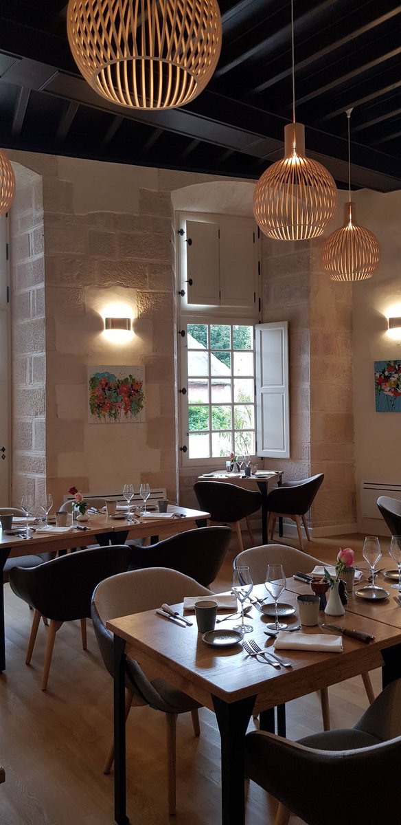 RM_Waszak's tweet photo. Inauguration du restaurant dans le Logis de l'Abbé Abbaye #StSavin très belle réalisation. Financement #NouvelleAquitaine patrimoine et développement économique. https://t.co/PXvwrjvW5f