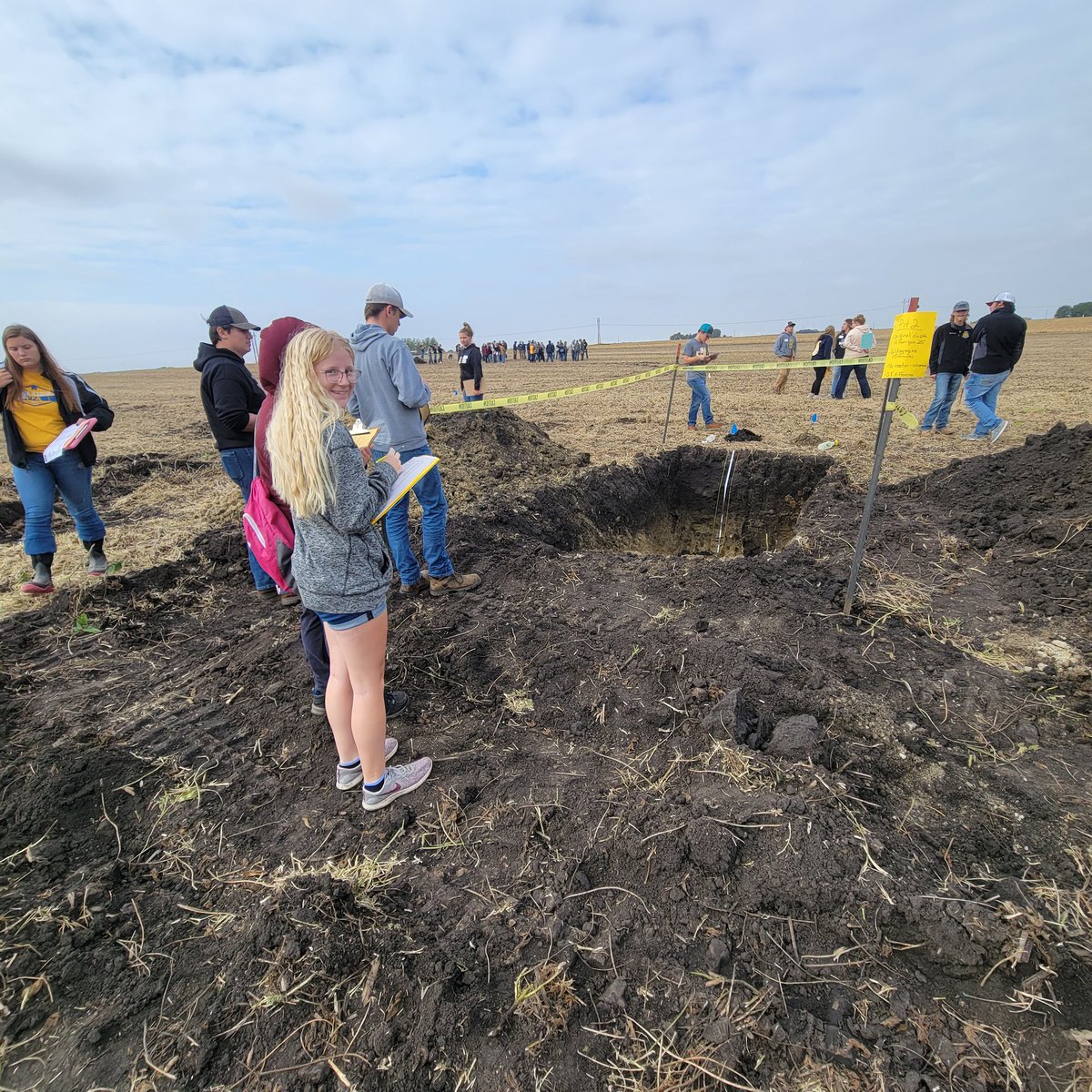 bamffa's tweet photo. @NCiaFFA Soils Evaluation CDE is underway! Plant Science class Ss @BooneToreadors testing their soils knowledge today https://t.co/hXtReMgtrm