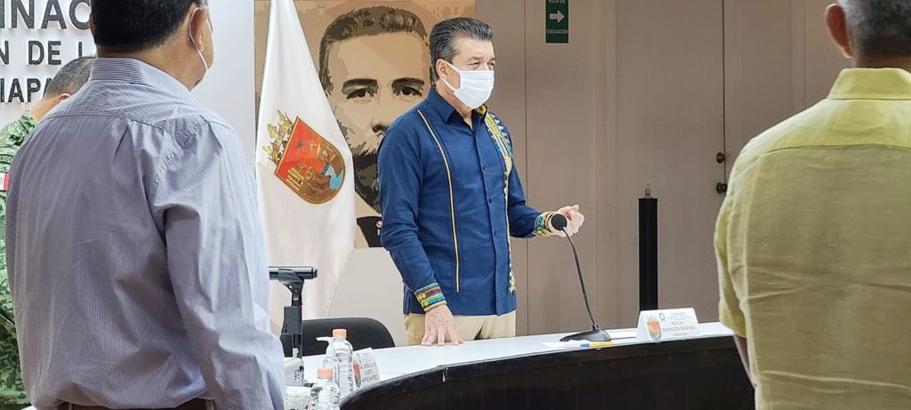RutilioEscandon's tweet photo. En las #MesasDeSeguridad los tres órdenes de Gobierno trabajamos de forma coordinada y comprometida revisando estrategias y planes para el desarrollo de Chiapas. https://t.co/uu75FAorMH