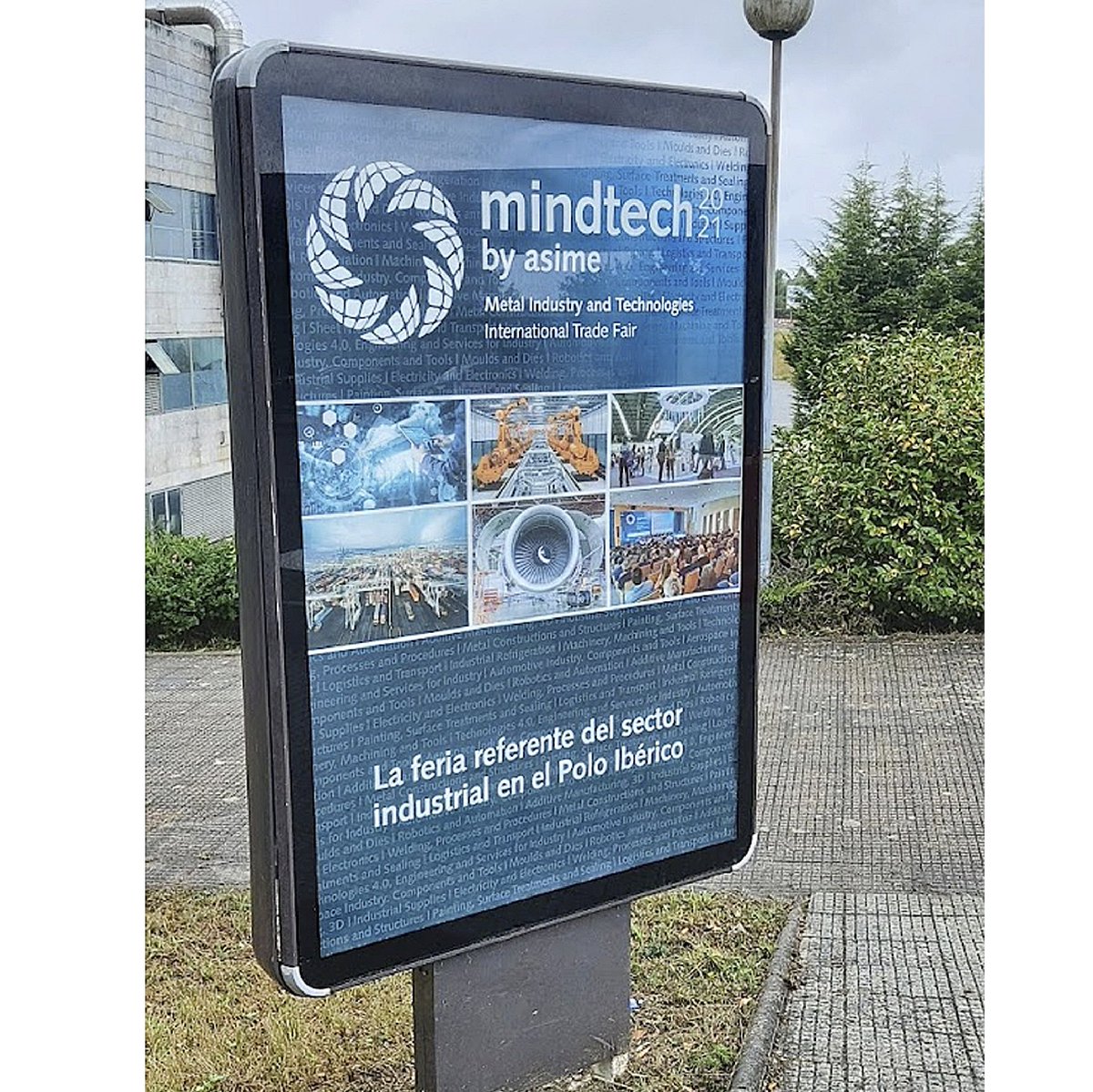 garpeimpresion's tweet photo. Hoy os dejamos una pequeña muestra de los trabajos de imagen gráfica que realizamos para @asimegalicia , con motivo de la organización del @MindTechVigo Muchas gracias por habernos elegido 🙂 
✔ Mupis
✔ Banderas
✔ Lonas
✔ Photocall
✔ Rollups
#mindtech21 #cuidamostuimpresión https://t.co/0knEE4QrPK