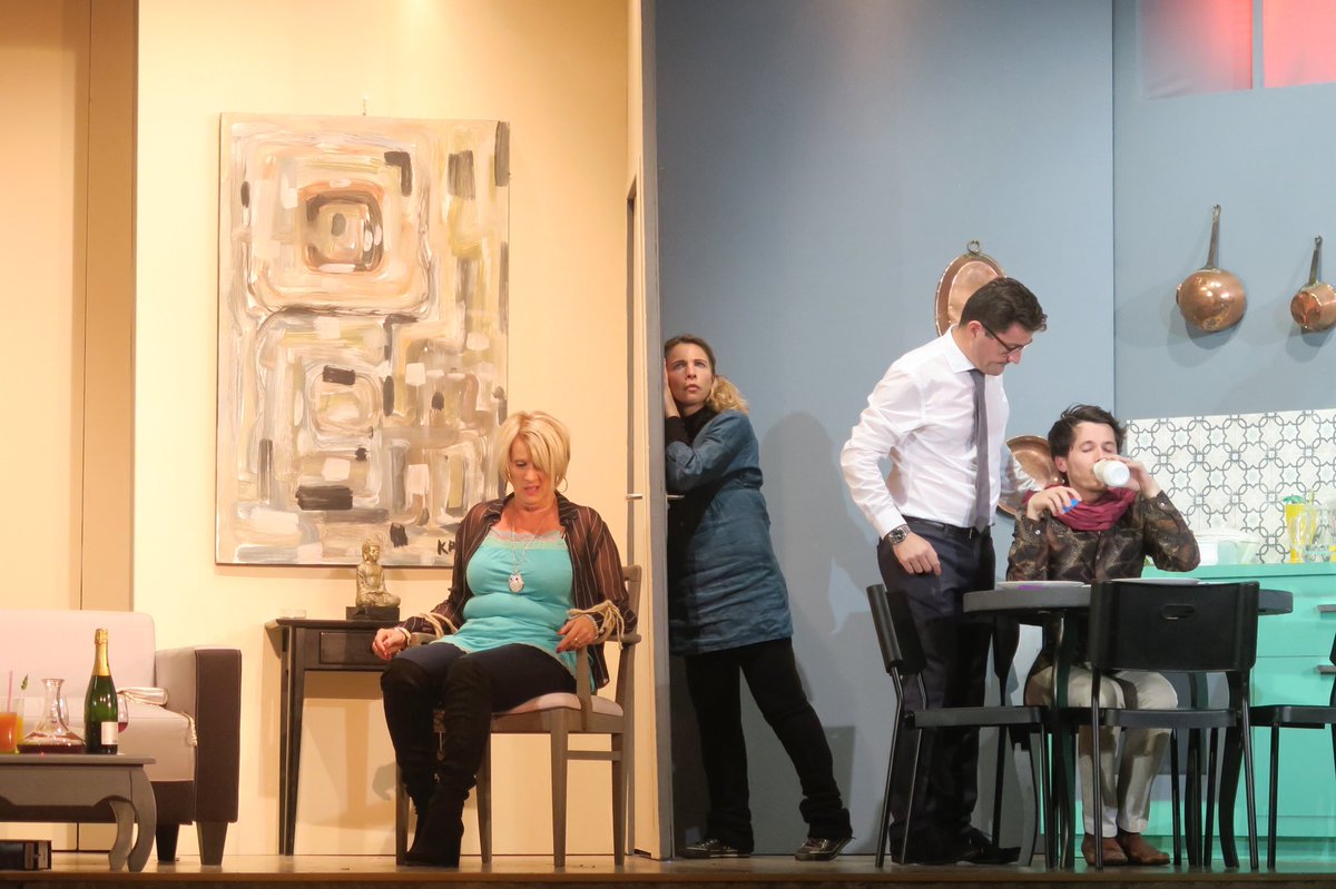 Benjamin Bardel (@benjaminbardel) on Twitter photo C’est avec une joie immense que l’aventure « conseil de famille » revient au @TheatreSal tous les week-end d’octobre… 4 ans après sa première à Bordeaux le plaisir est toujours immense avec Christelle Jean Catherine Perez <a href="/CaplinJan/">Jan Caplin</a> ! C’est avec une joie immense que l’aventure « conseil de famille » revient au @TheatreSal tous les week-end d’octobre… 4 ans après sa première à Bordeaux le plaisir est toujours immense avec Christelle Jean Catherine Perez <a href="/CaplinJan/">Jan Caplin</a> !