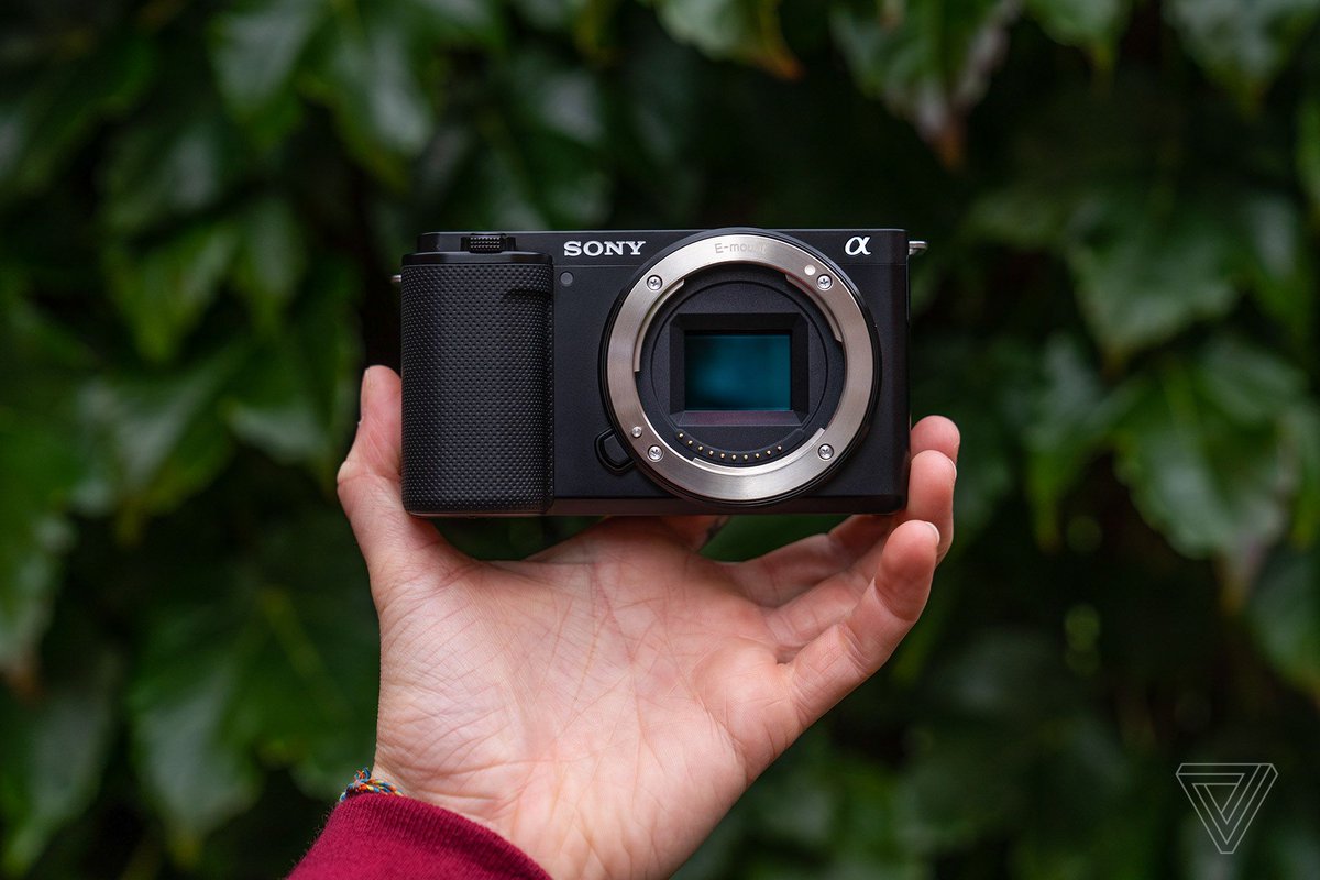 Sony Alpha ZV-E10 review: interchangeable lens vlogging machine