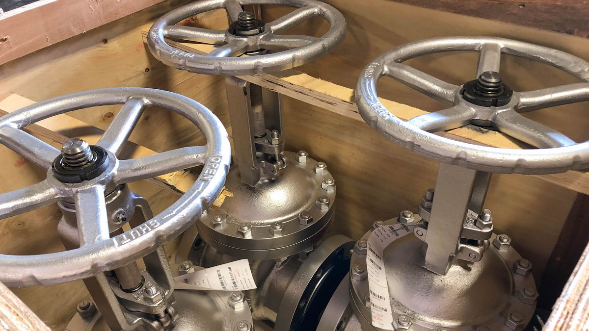 PetroValveInc's tweet photo. Stocking up, part 2: plenty more Crane made its way to our shelves this week!
https://t.co/e63HFaRlqE
#CraneValves #MasterDistributor #CastIron #CastSteel https://t.co/FDBm2NKCUH