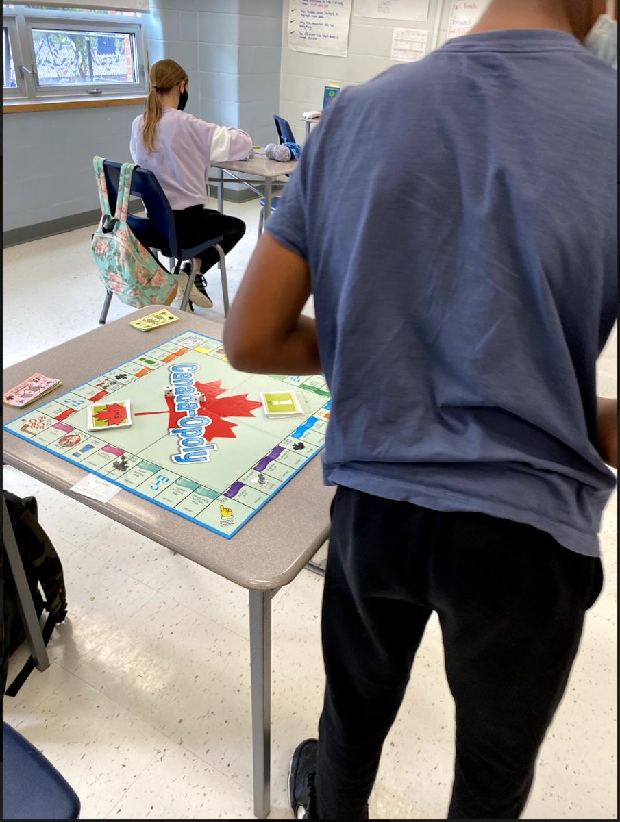 MsMackay3's tweet photo. Every morning we start with STEAM activities. Students need time to acclimatize and get ready for "learning". The good news? They're already learning - financial literacy, strategy, creativity, problem solving, motor skill development, etc. STEAM has it all. #SCLD, #UDL https://t.co/9GP0IBWl1M